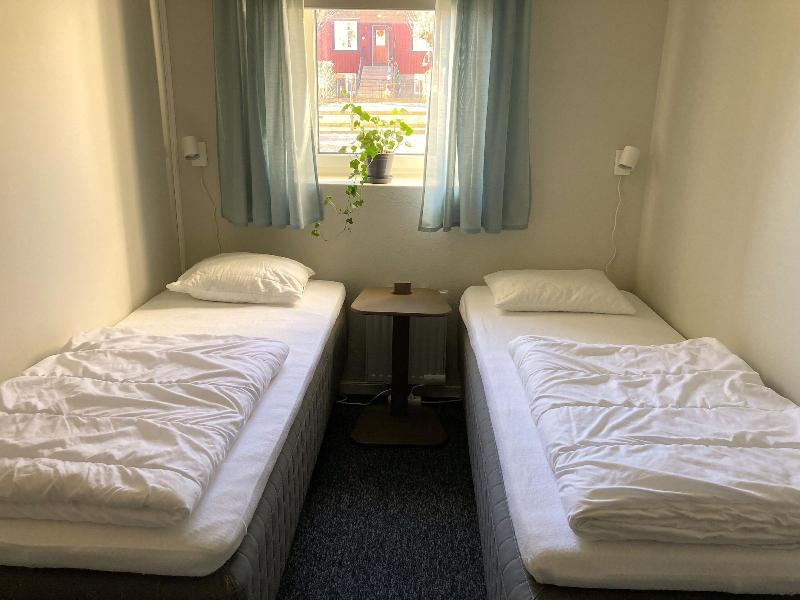 Kustnära Vandrarhem image