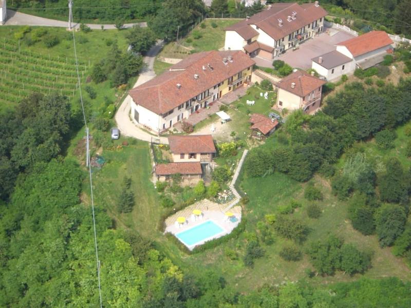 B&B Bricco Dei Ciliegi image