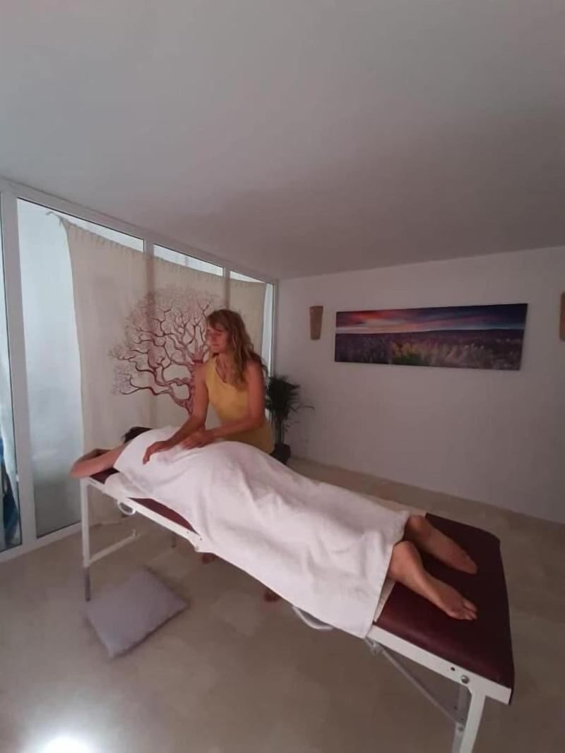 La Fuente Retreat - B&B image