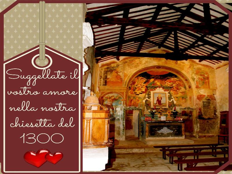 Guesthouse Runcini Dormire In Un Borgo Medievale image