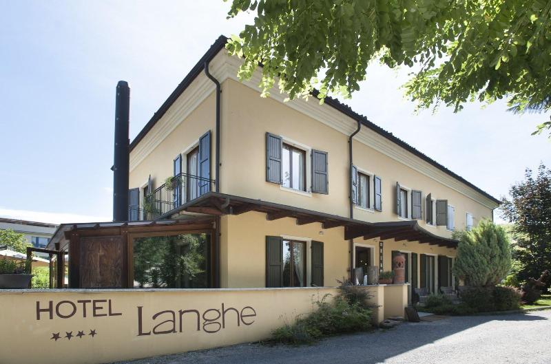 Hotel Langhe image