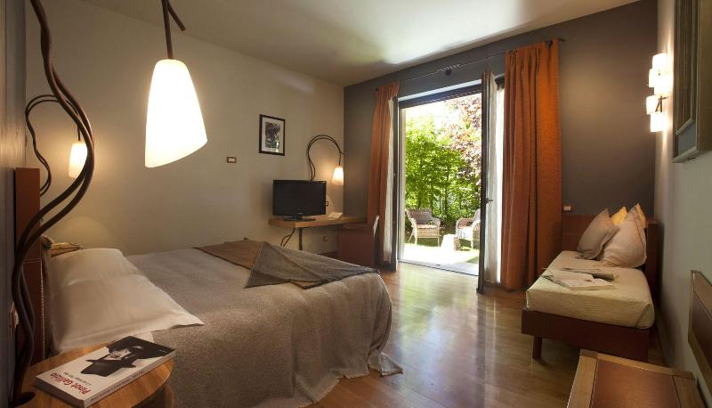 Hotel Langhe image