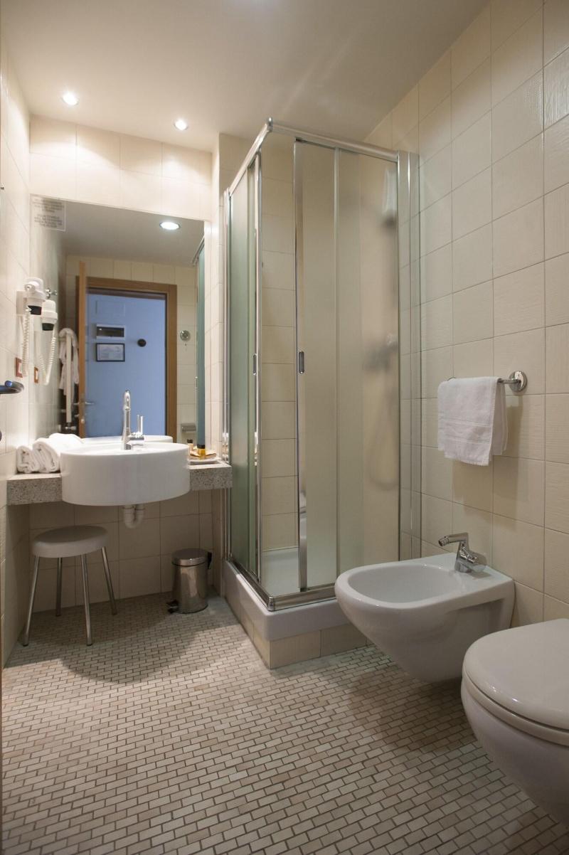Hotel Langhe image