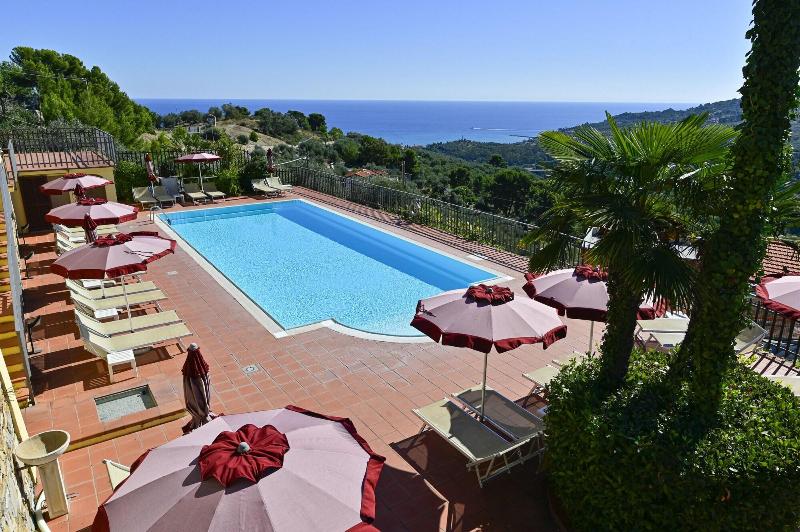 Hotel Liliana Diano Marina image