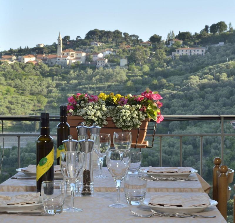 Hotel Liliana Diano Marina image