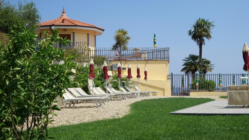 Hotel Liliana Diano Marina image