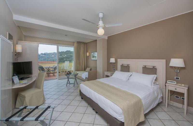 Hotel Liliana Diano Marina image