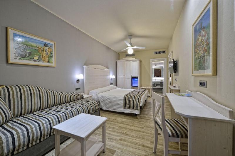 Hotel Liliana Diano Marina image