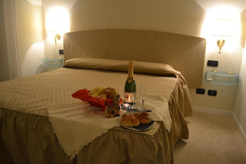 Hotel Il Gatto image