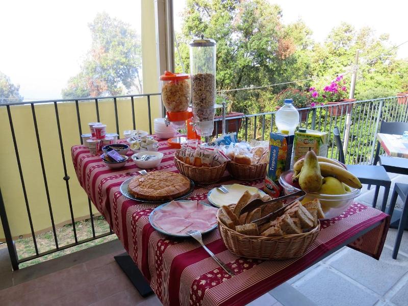 Lecci Di Soviore image