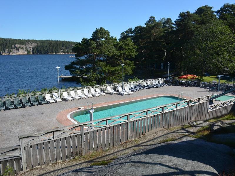 Hällestrand Resort Vandrarhem image