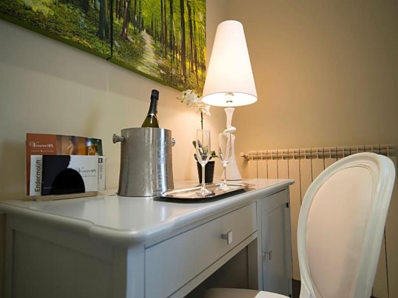 Halex Room&food image