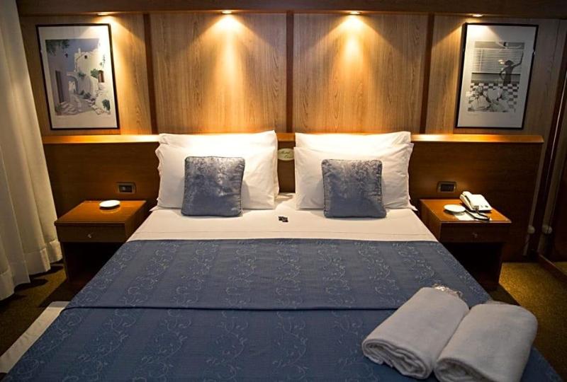 Hotel Motel Ovest image
