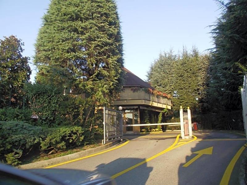 Hotel Motel Ovest image
