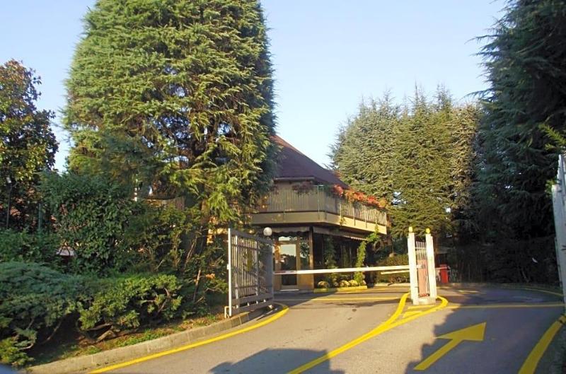Hotel Motel Ovest image