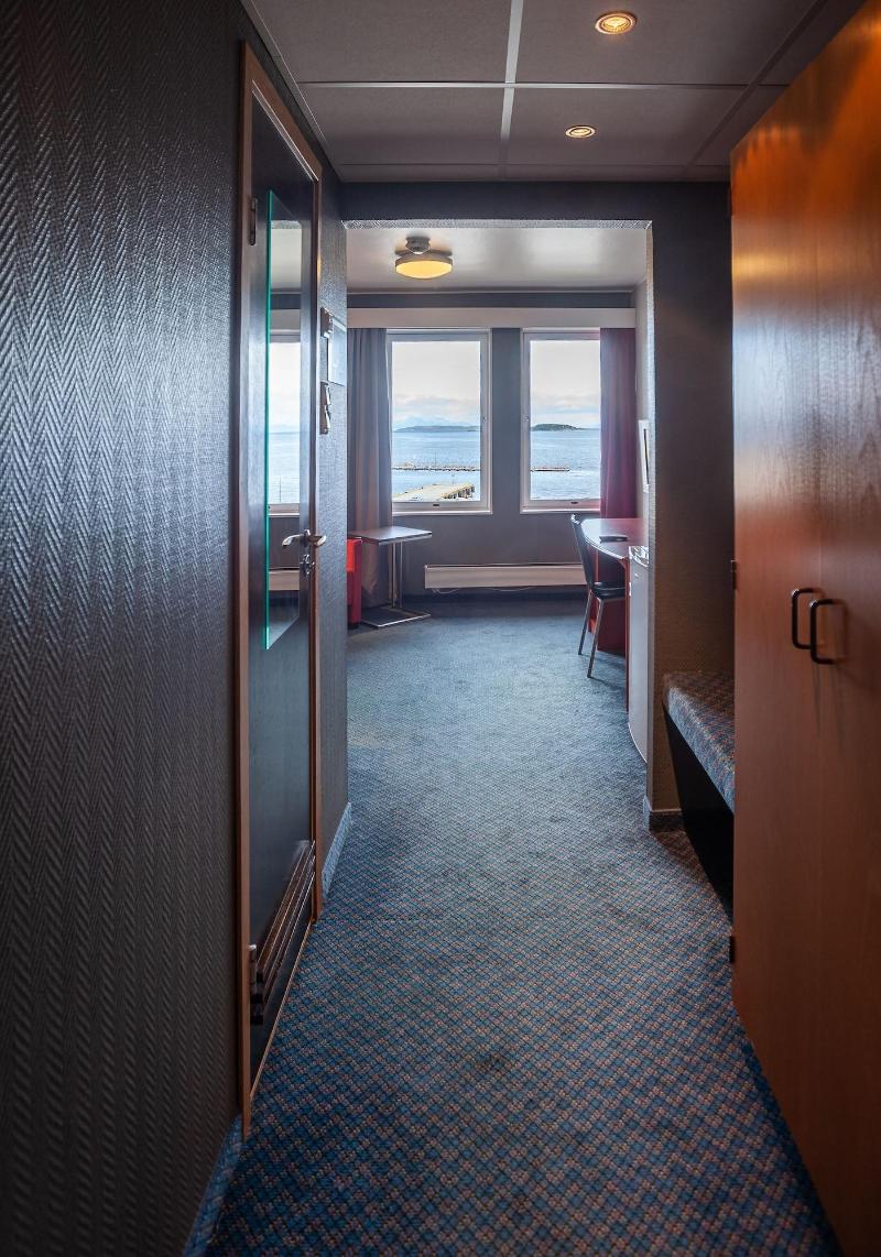 F2 Hotel Harstad image