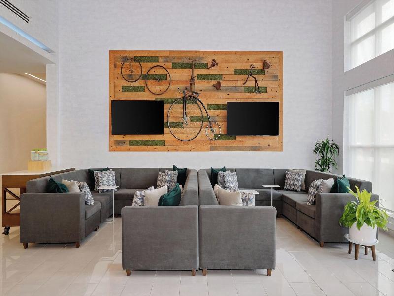 Element New York Wood Ridge image