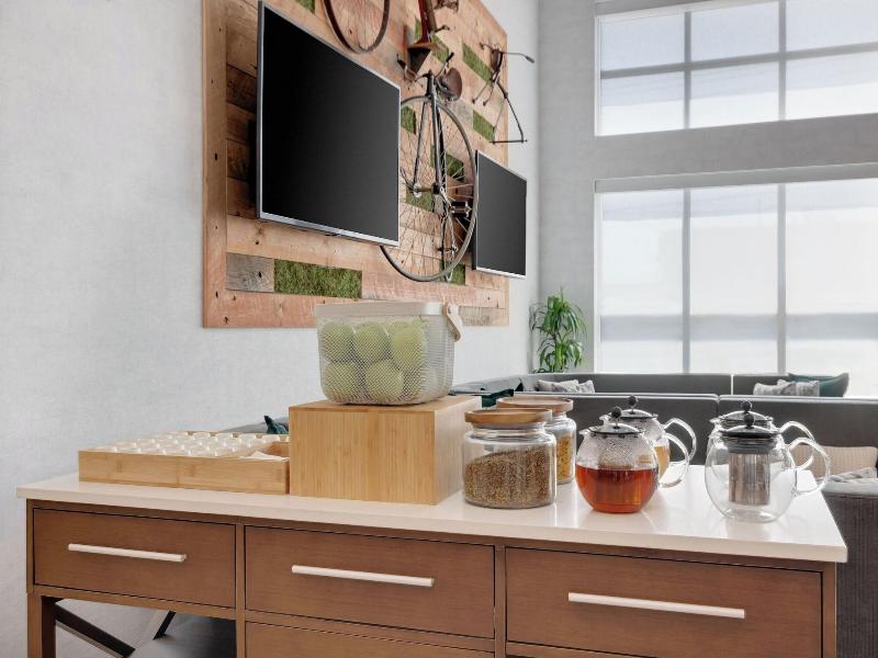 Element New York Wood Ridge image