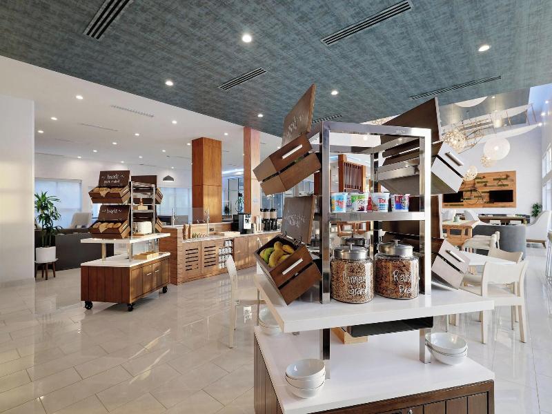 Element New York Wood Ridge image