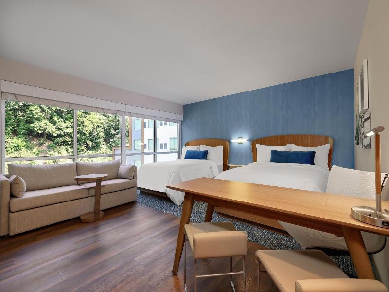 Element New York Wood Ridge image