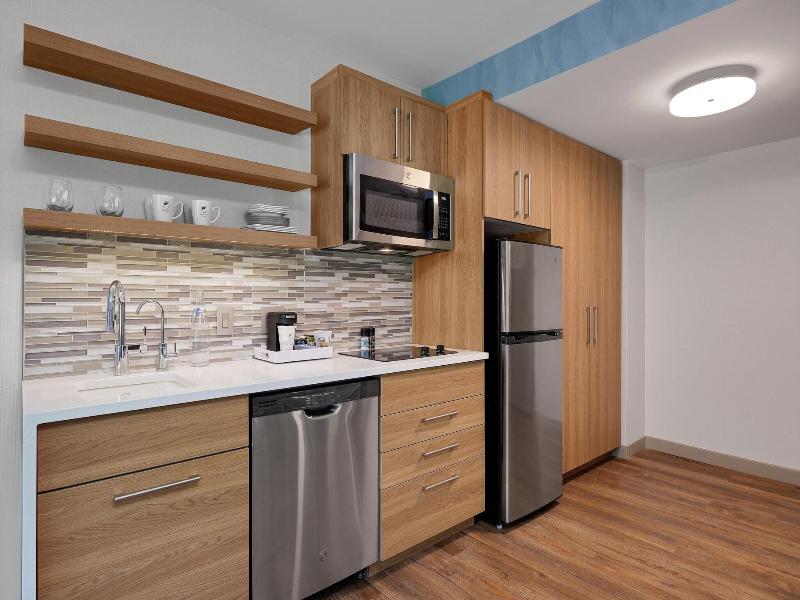 Element New York Wood Ridge image
