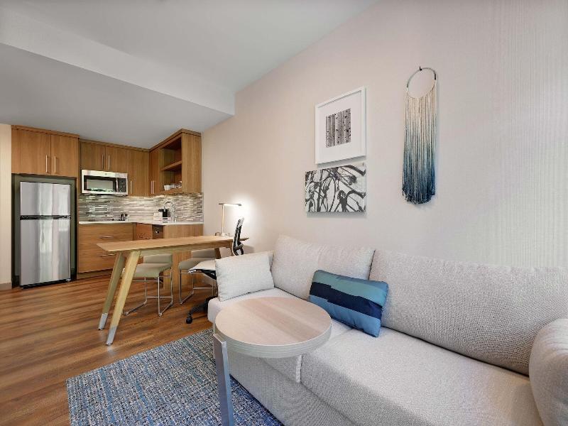 Element New York Wood Ridge image