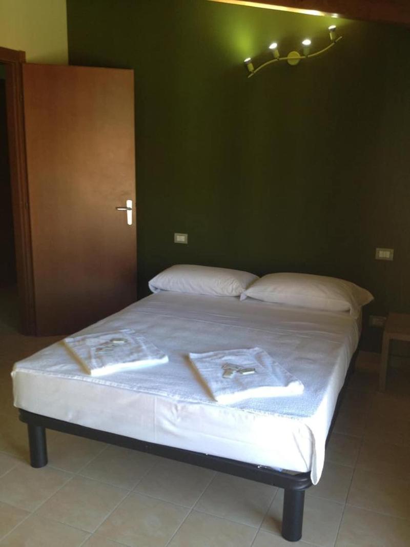 Milan Hotel image