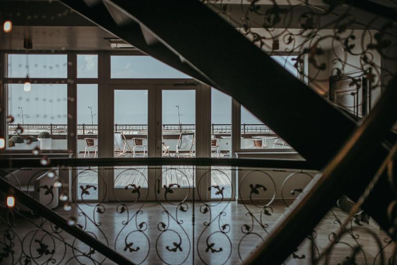 Hotel Apollo image