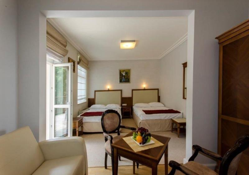 Hotel Apollo image