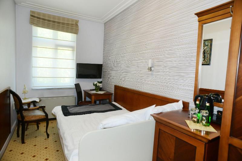 Hotel Apollo image