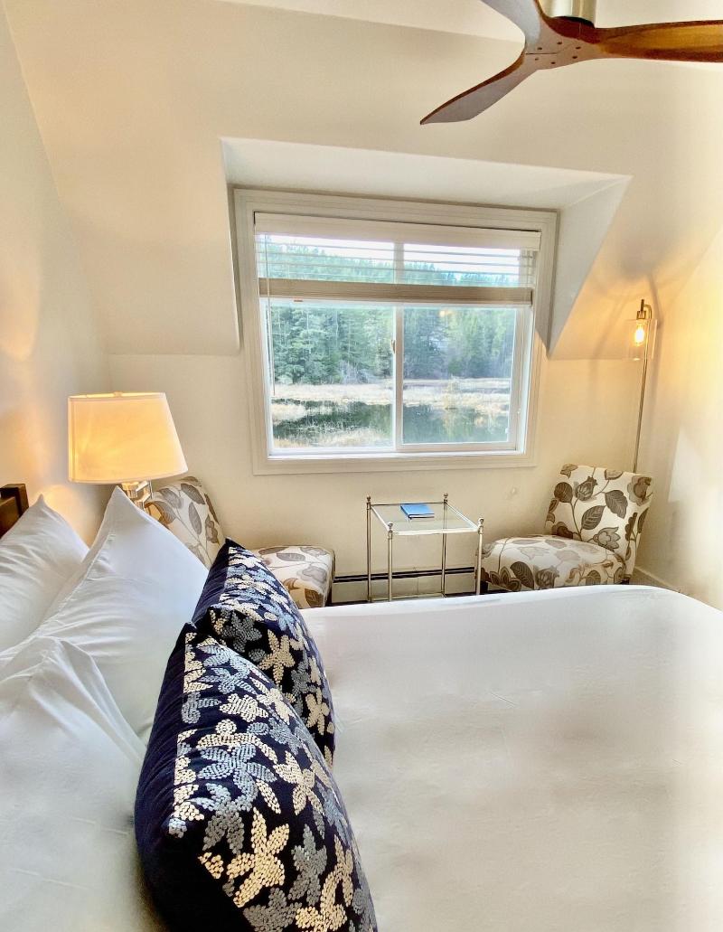 Otters Pond Bed & Breakfast image