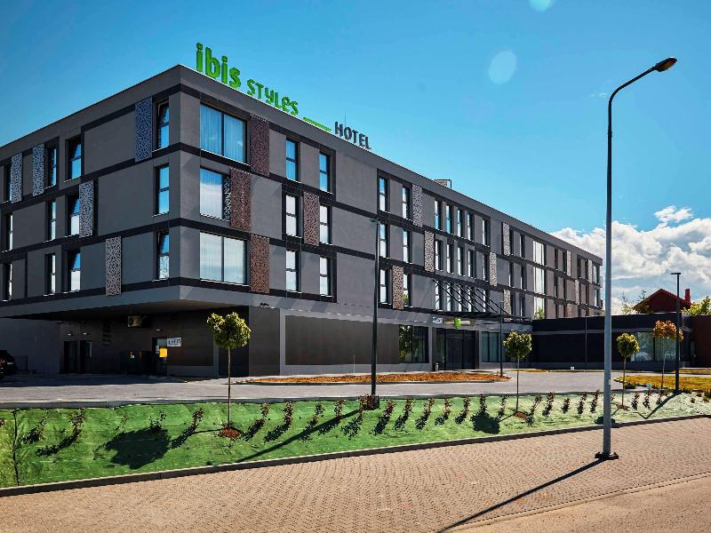 Ibis Styles Nowy Targ image