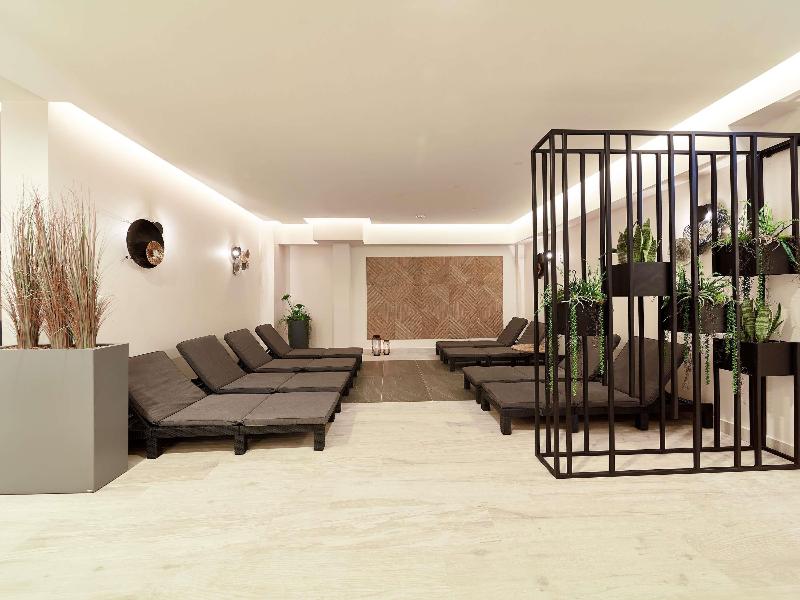 Ibis Styles Nowy Targ image