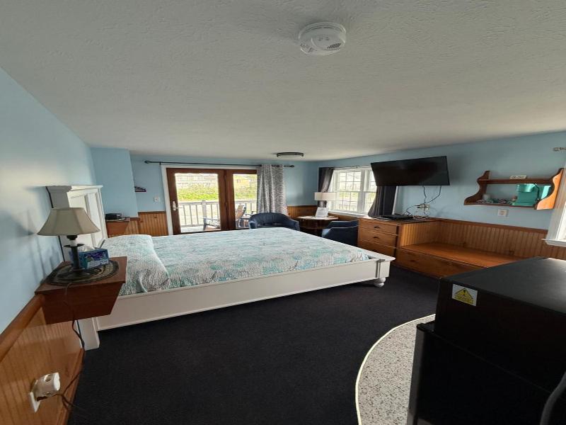 Moody's Motel & Cottages image