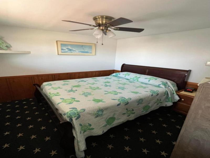 Moody's Motel & Cottages image