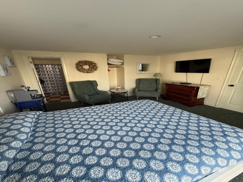 Moody's Motel & Cottages image