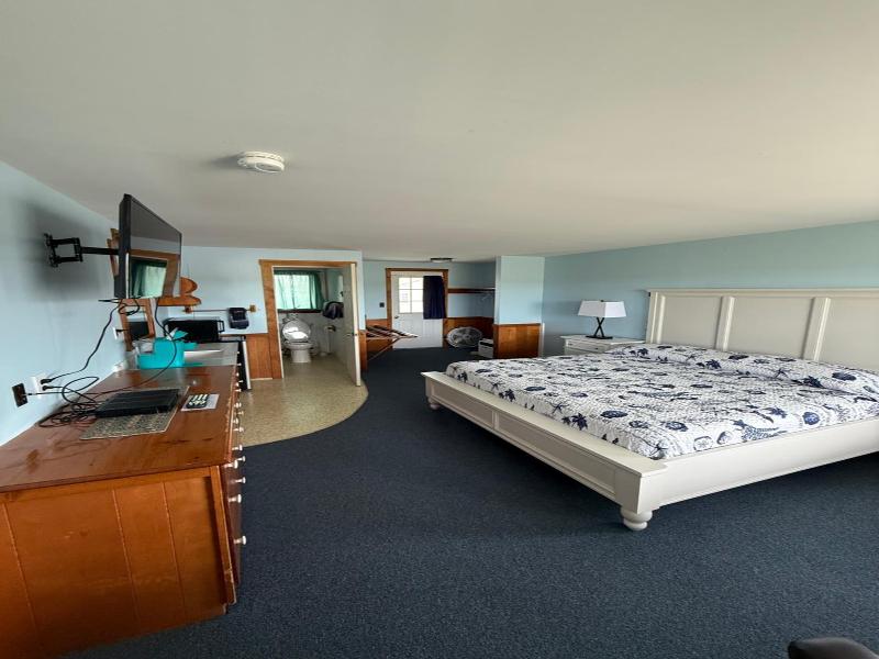 Moody's Motel & Cottages image