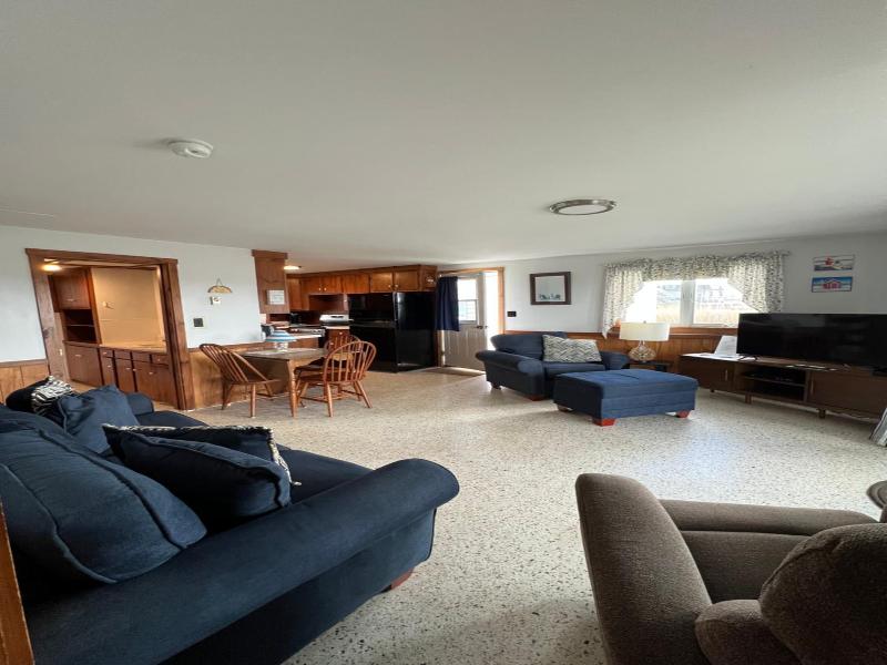 Moody's Motel & Cottages image