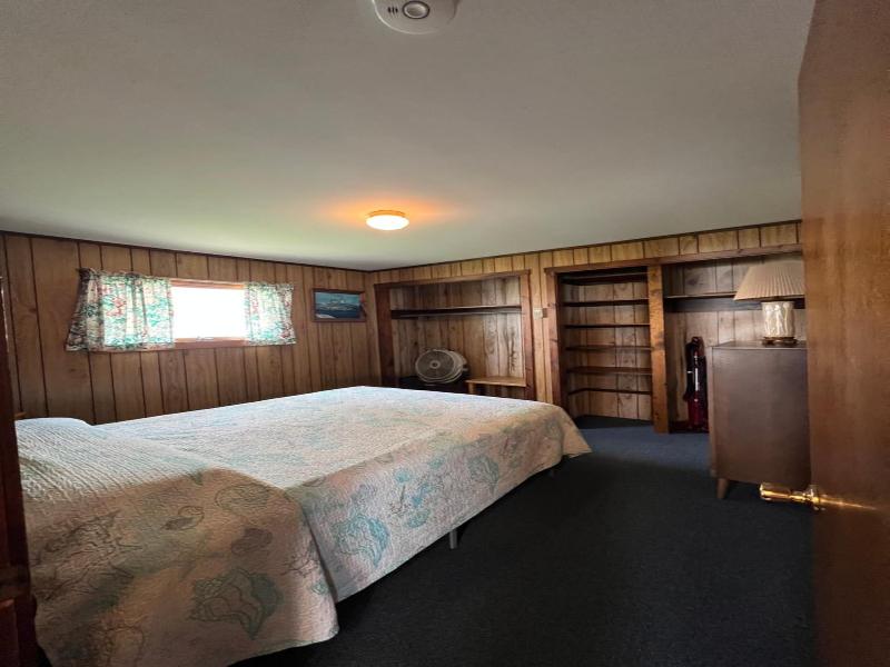 Moody's Motel & Cottages image