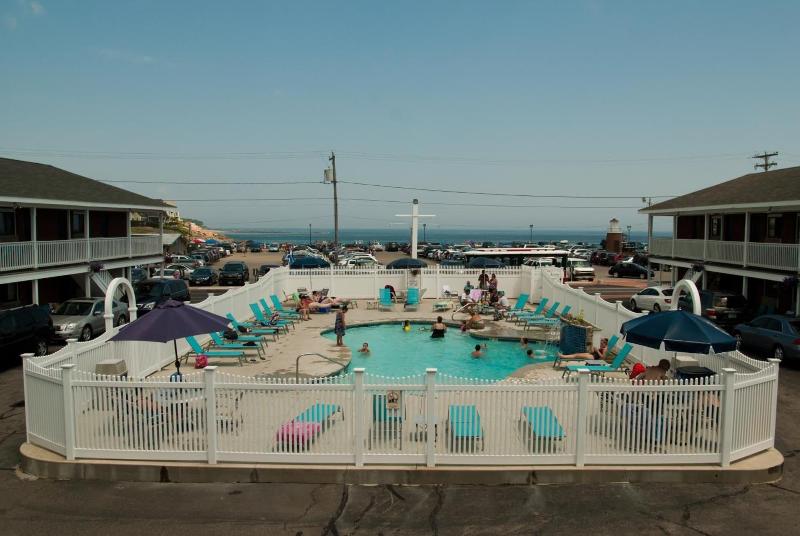 Sands By The Sea Motel image