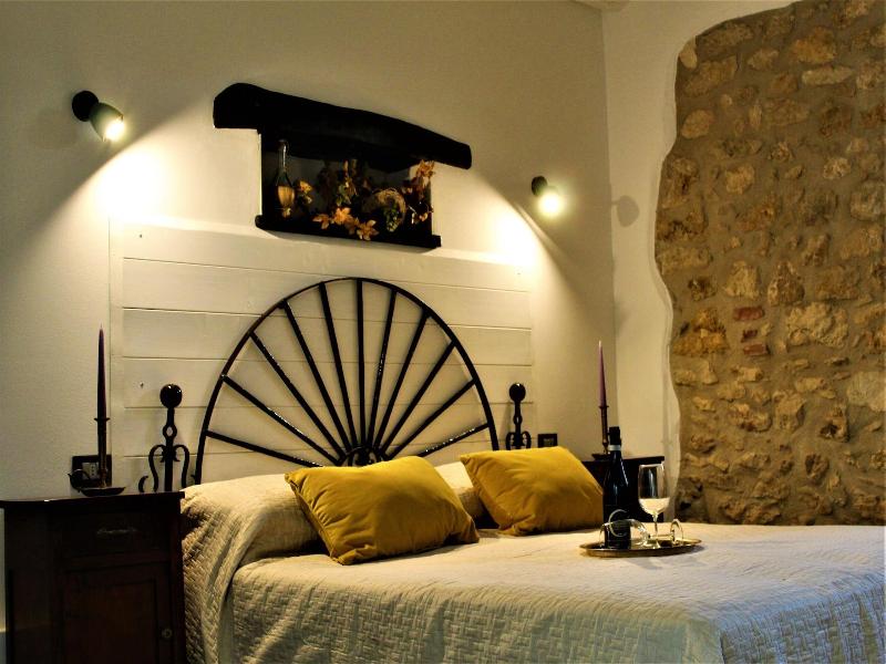 Arco di Vino - Tourist Location image