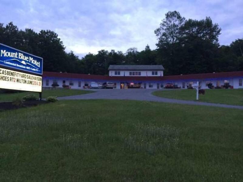 Mount Blue Motel image