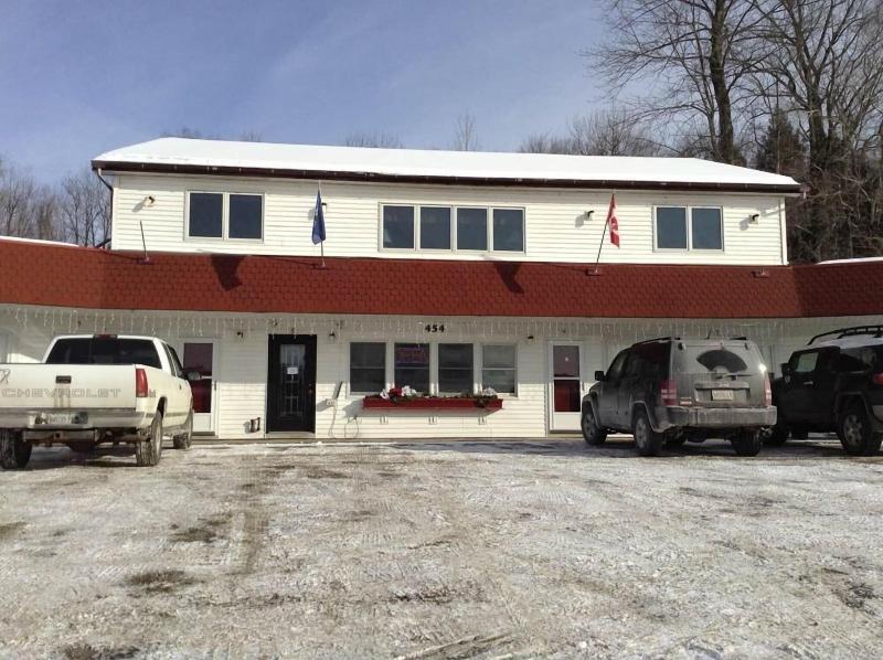 Mount Blue Motel image