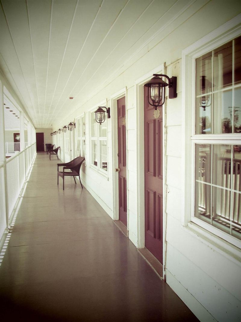 Brewer Motor Inn — general view