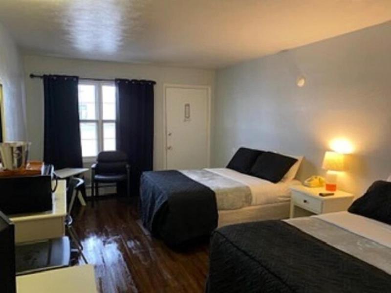 Brewer Motor Inn image