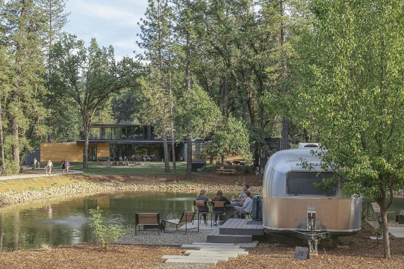 Autocamp Yosemite image