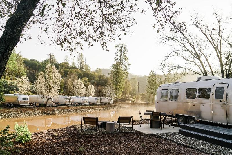 Autocamp Yosemite image
