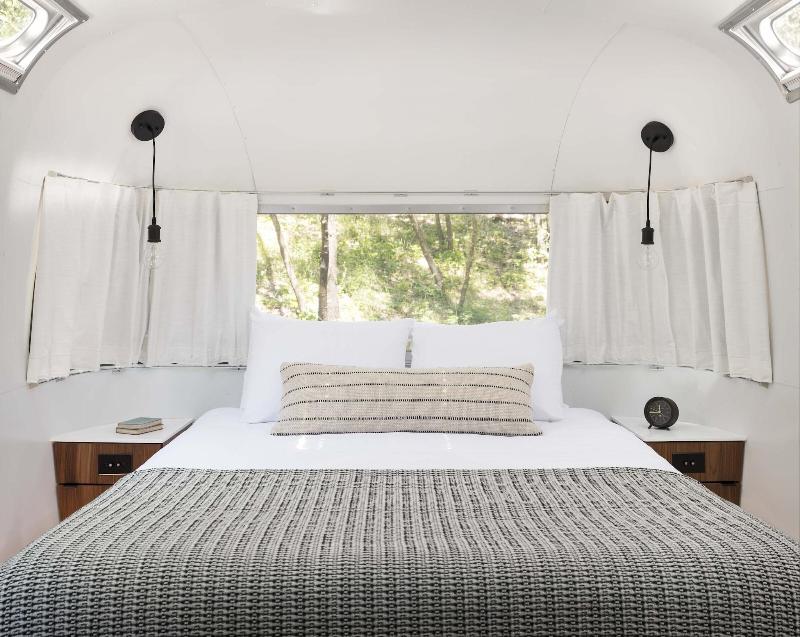 Autocamp Yosemite image