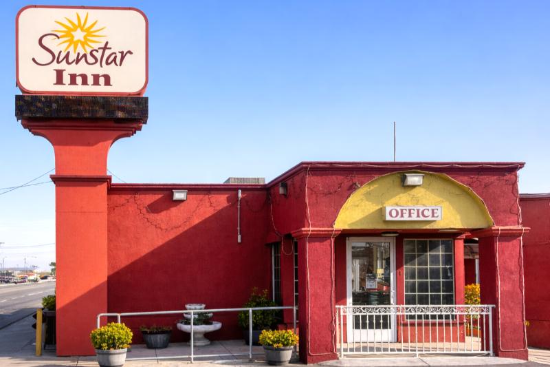 Sun Star Inn Los Banos image