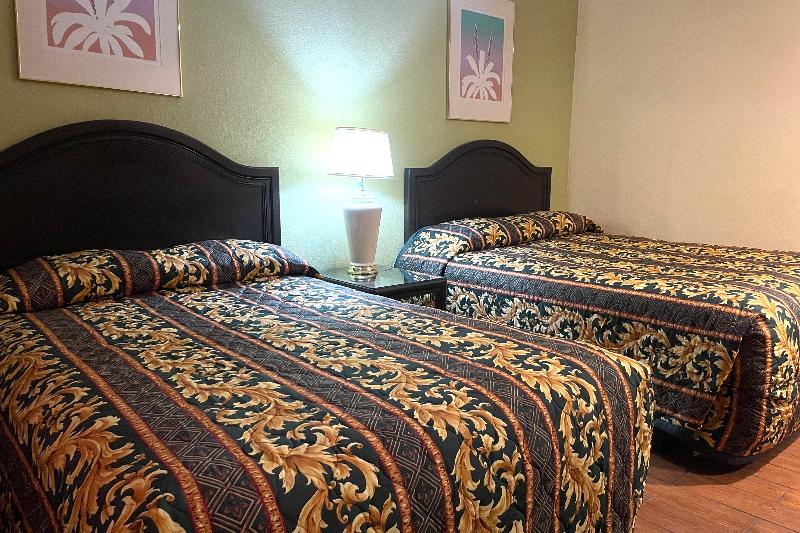 Sun Star Inn Los Banos image